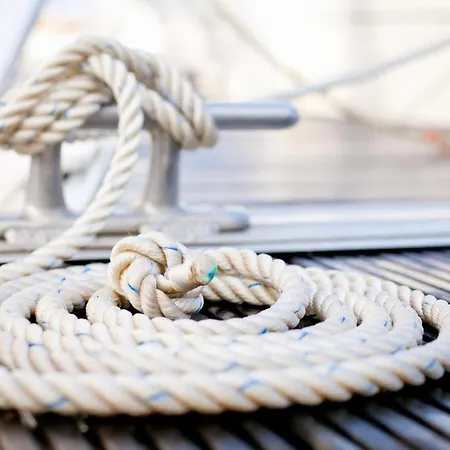 Doppelzimmer Theke, Direkt Am Alten Strom Apartment Rostock