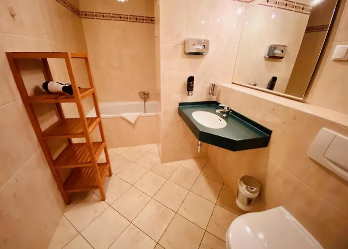 Doppelzimmer Theke, Direkt Am Alten Strom بيت للعطل